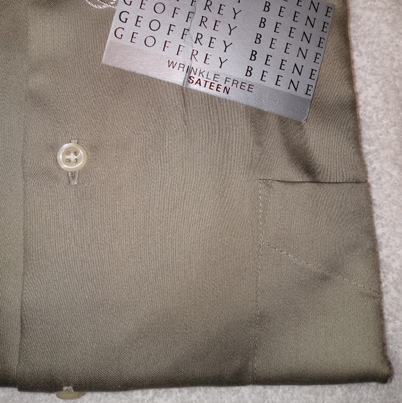 🆕 Geoffrey Beene | Green Sateen Button Down Dress Shirt Size 16 Neck - Picture 10 of 12